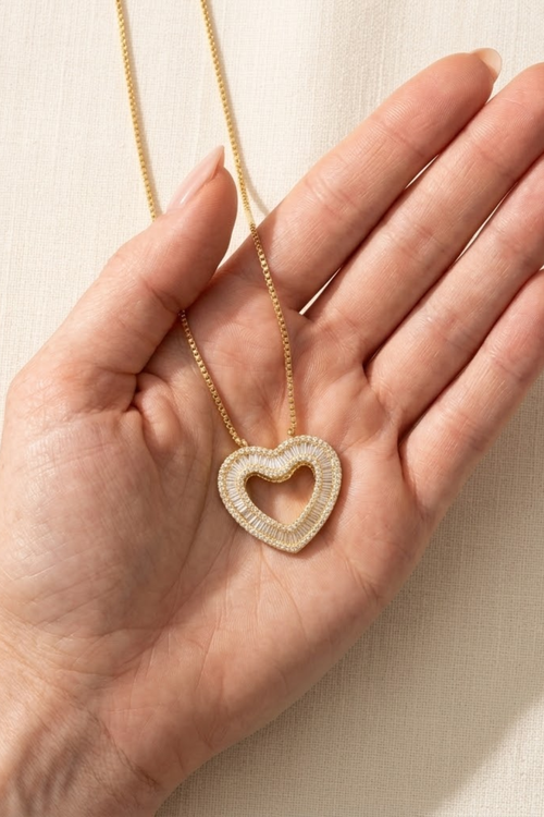Zenvy Essential Heart Necklace