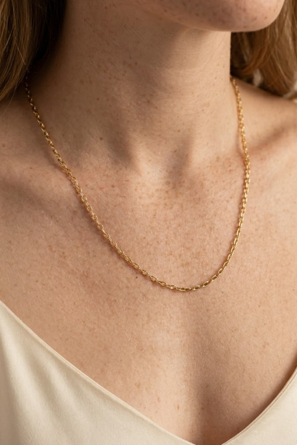 ZENVY Golden Twist Chain Necklace